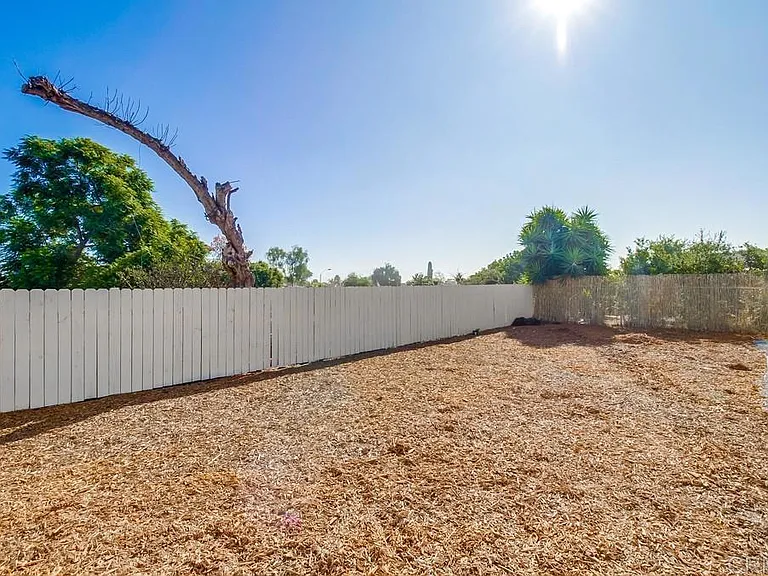 249 Ridgecrest Dr — Photo 23