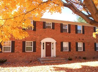 380 New Kent Rd APT 232, Blacksburg, VA 24060