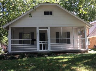 7615 Madison Ave, Kansas City, MO 64114