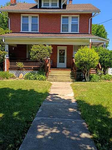 2213 Memorial Ave SW Photo 1