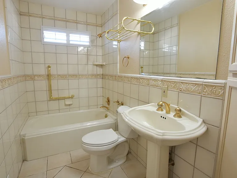 19902 Buckhaven Ln — Photo 10