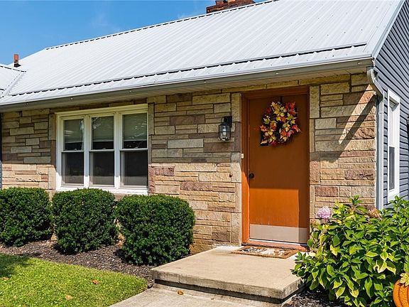 2nd image of 1617 Doaks Ln