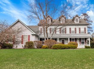 1581 Hunting Hound Ln, Bartlett, IL 60103