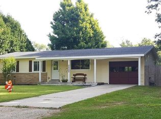 9294 Cook St, Montague, MI 49437
