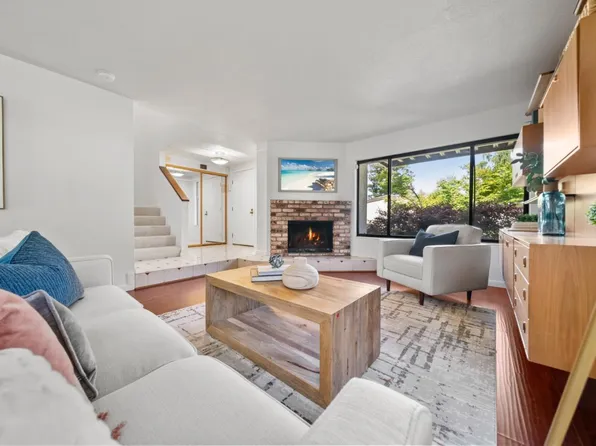 668 N Ahwanee Ter, Sunnyvale, CA 94085