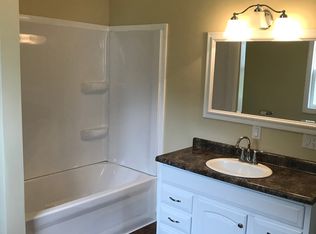 219 2nd Ave, Benton, WI 53803