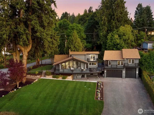 27405 Lofall Court NW, Poulsbo, WA 98370