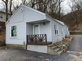 4911 N Galena Rd APT A, Peoria Heights, IL 61616