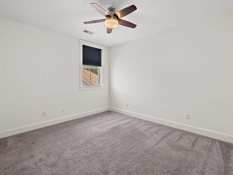 3573 Crosstrees Ln — Photo 20