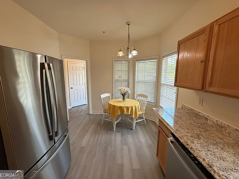 207 Granite Way — Photo 5
