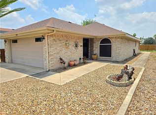 810 Lake View Dr, Mission, TX 78572