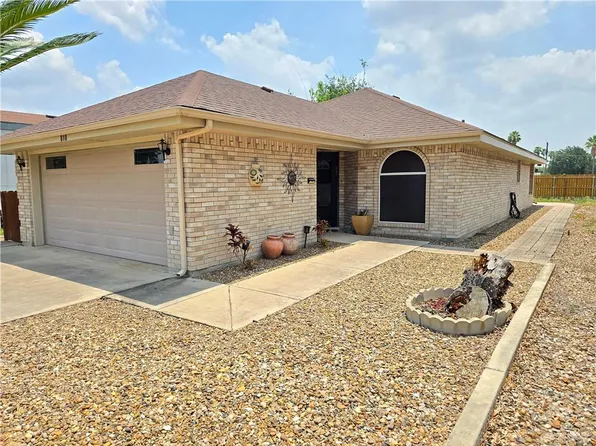 810 Lake View Dr, Mission, TX 78572