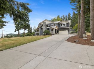 38 Chick Rd, Camano Island, WA 98282