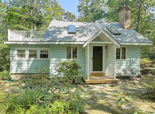 11 Midwood Rd, Stony Brook, NY 11790