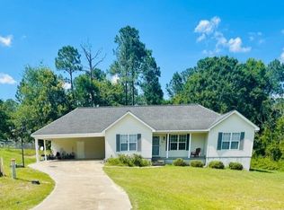 106 Trace Ln, Fitzgerald, GA 31750