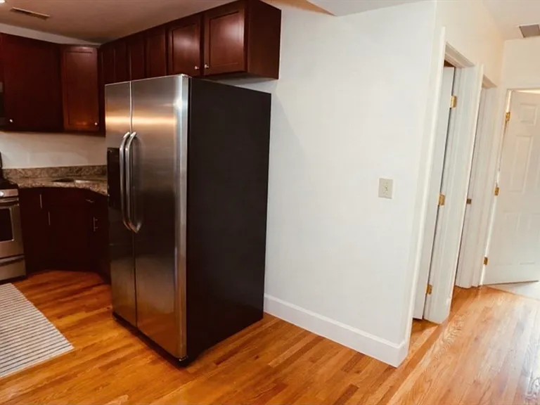 21 Highland Park Ave #2 — Photo 6