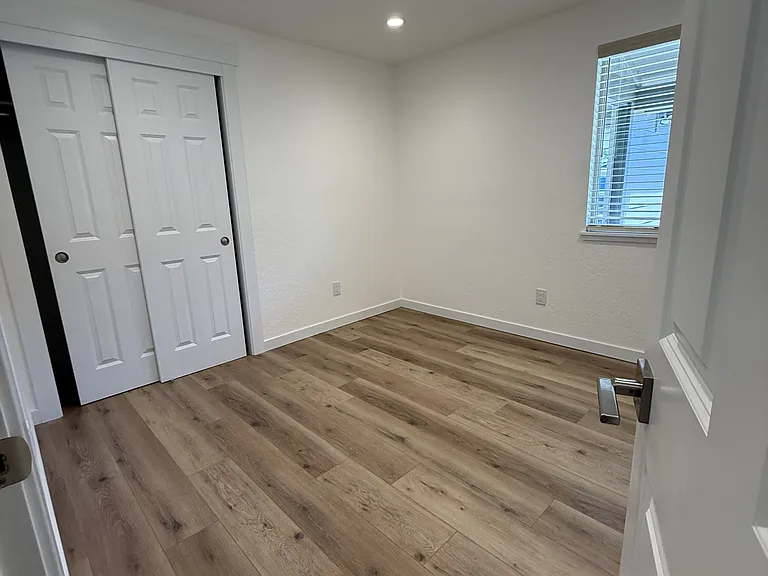 2853 Tahitian Ave — Photo 26