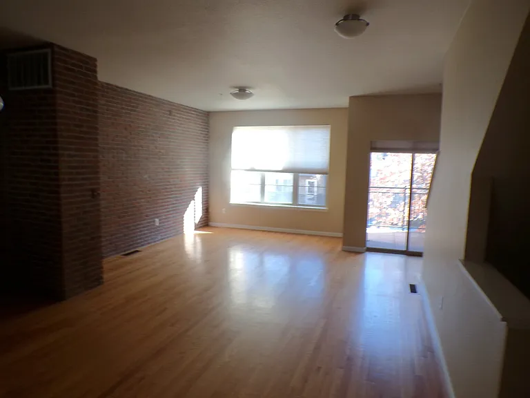 7027 W Virginia Ave — Photo 5