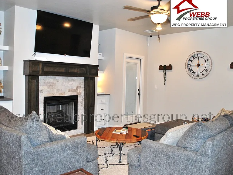 4309 Wind Haven Dr — Photo 2