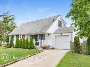 2 Virginia Rd, Babylon, NY 11702