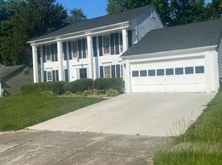 12101 Amblewood Dr, Laurel, MD 20708