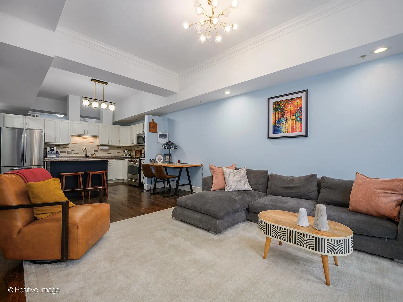 3 bed, 1723 sqft, $4,500 — Photo 3