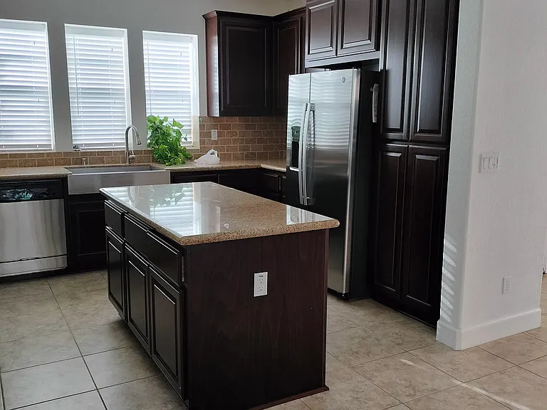 917 Willow Bridge Dr — Photo 9