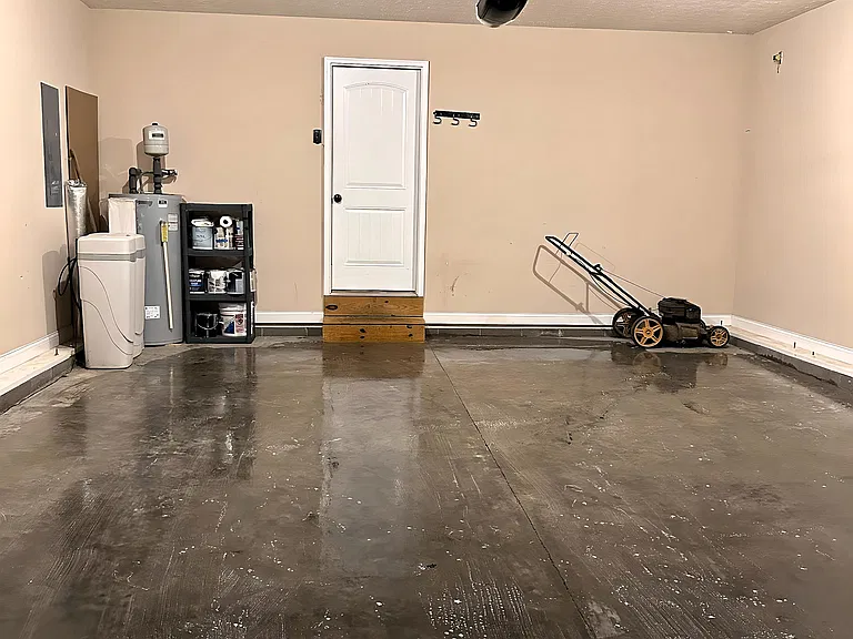 2480 Andersonville Dr — Photo 31