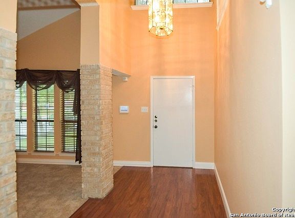 3rd image of 3302 Cadbury Dr