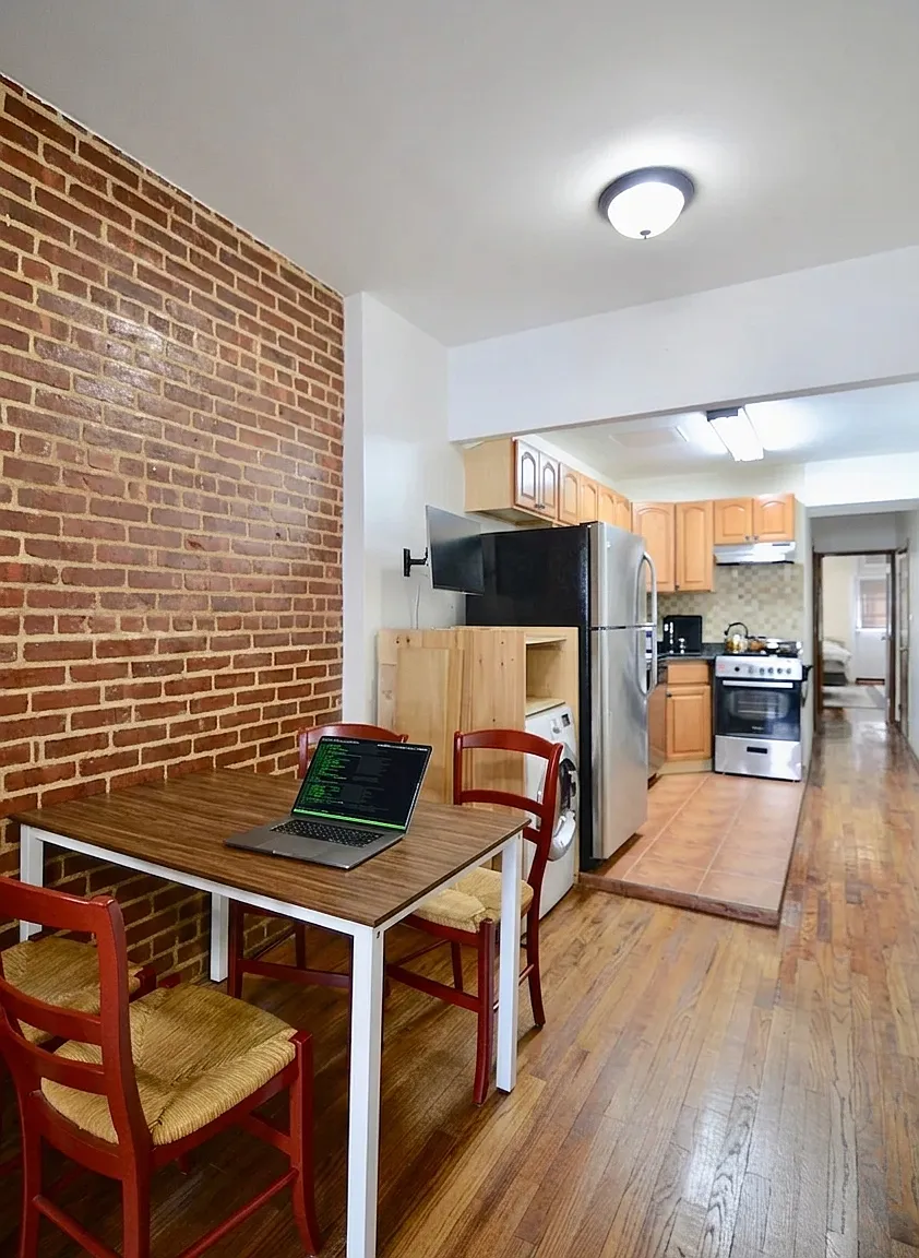 234 8th Street — Photo 3