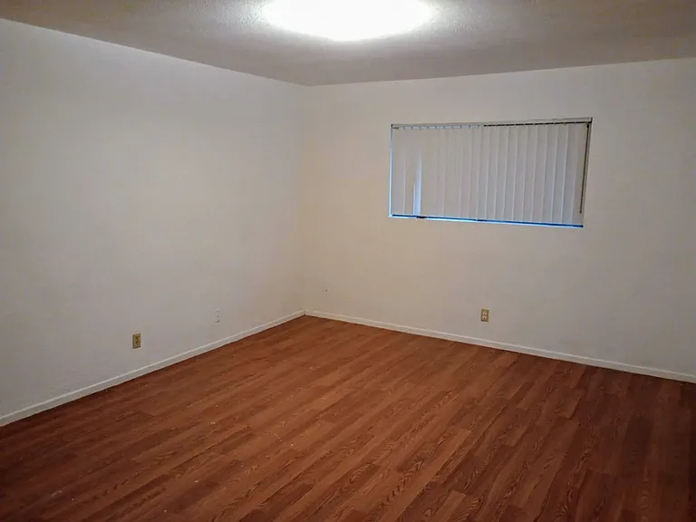 1330 N San Gabriel Ave #B — Photo 9