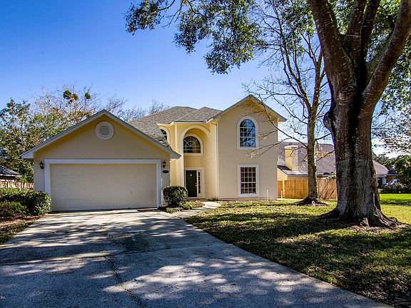 4th image of 11647 Alexis Forest Dr