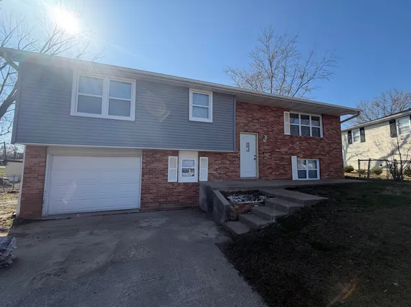 2415 E Alan Cir, Columbia, MO 65202