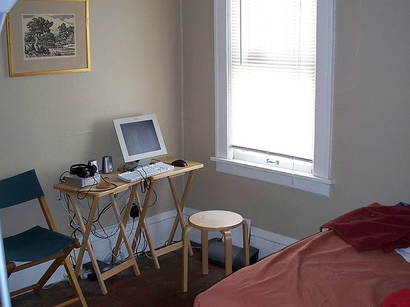 2nd image of 3-667 Lincoln Ave
