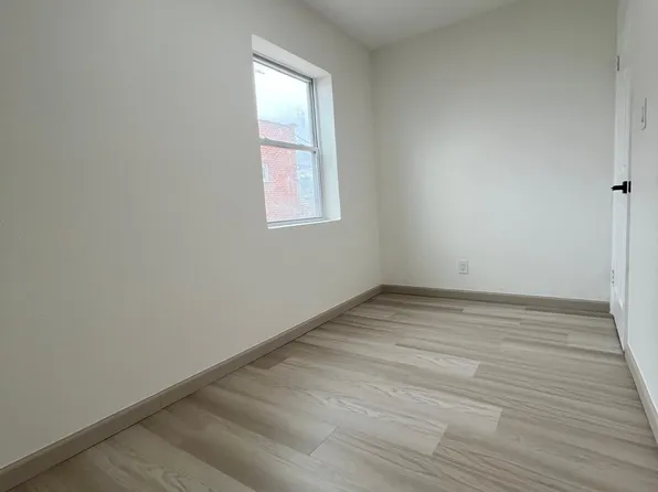 60-57 59th Avenue image 8 of 9