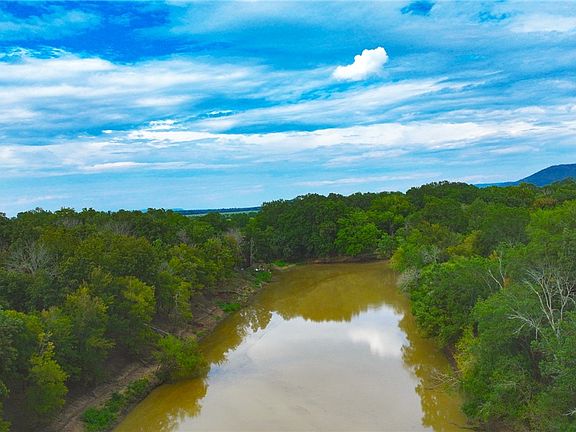 2nd image of Mandy Ln