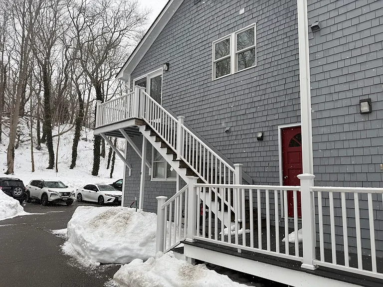 176 Court St #7 — Photo 7