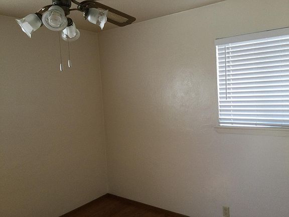 5th image of 568 Mulberry Cir
