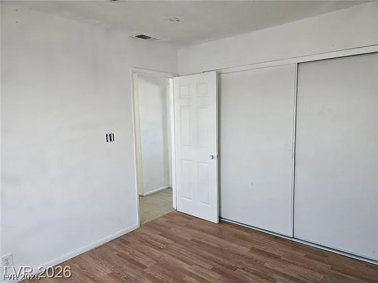 817 Duquesne Ave — Photo 14
