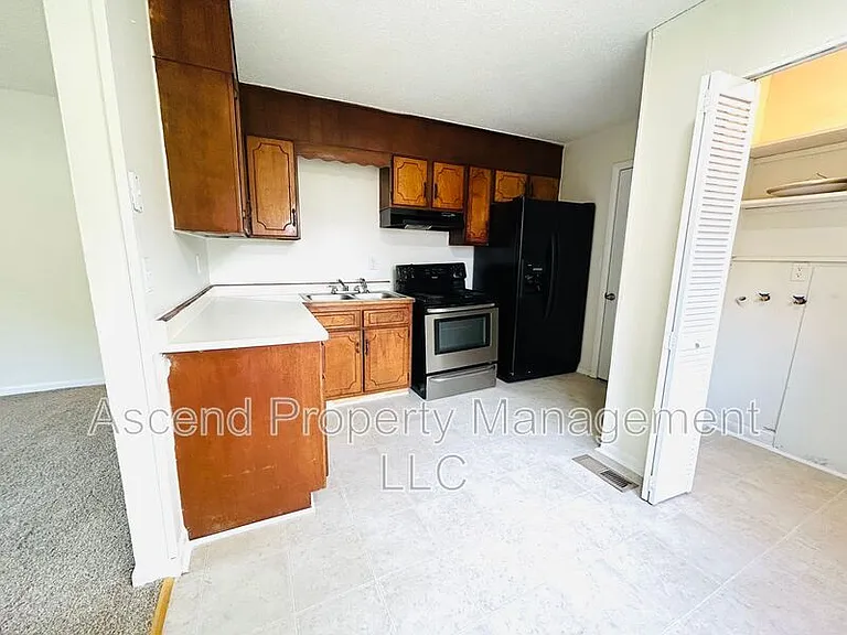 4606 Norcross Rd #B — Photo 8