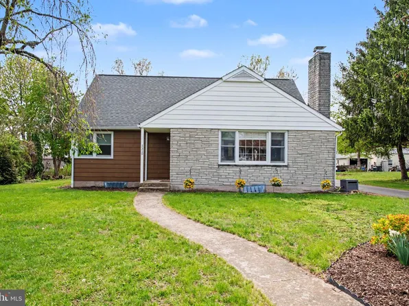 1310 2nd Ave, Gilbertsville, PA 19525