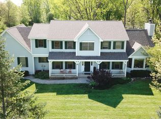 16N976 Ketchum Rd, Hampshire, IL 60140