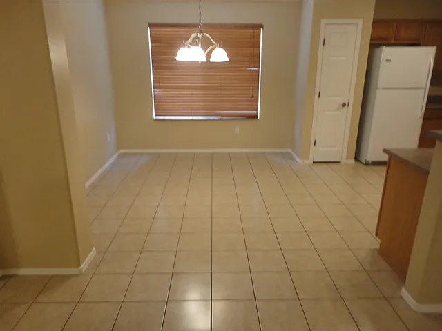 4 bed, 2.0 bath, 1538 sqft, $1,910 — Photo 3
