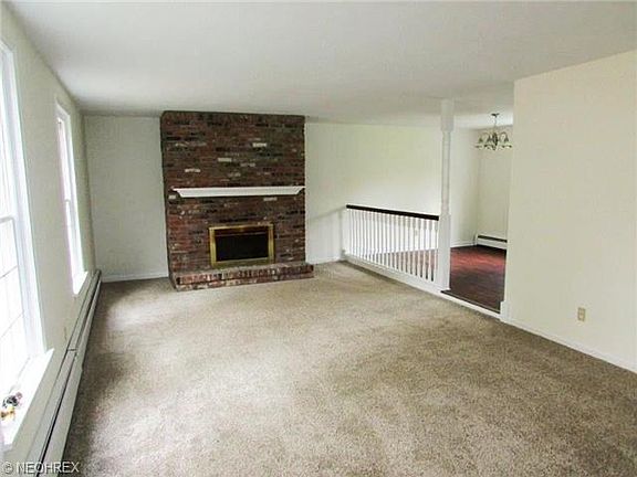 2nd image of 8529 Silvercreek Dr