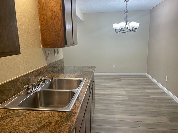 4th image of 300 Grand Ave #3