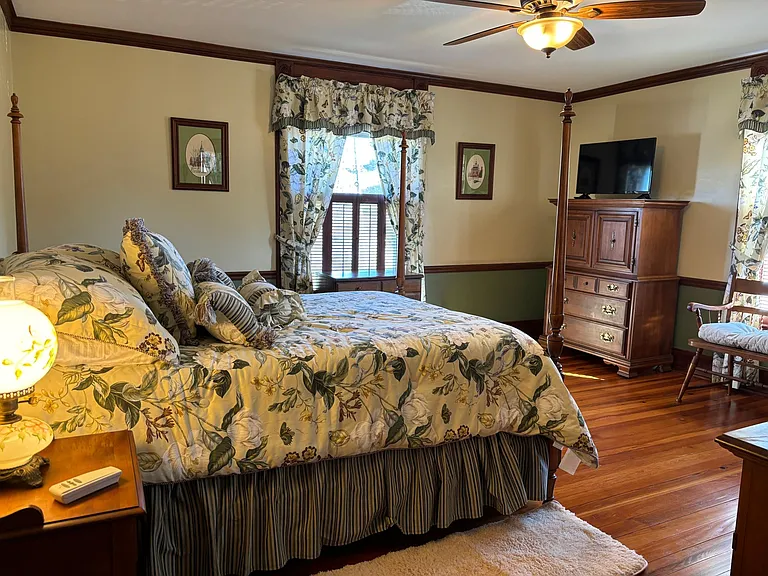 Bedroom #1 full