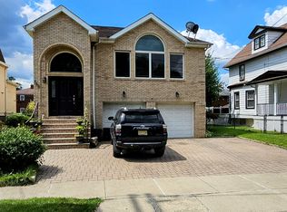 366 2nd Ave FLOOR 2, Lyndhurst, NJ 07071