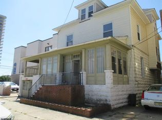 24 S Jackson Ave, Ventnor City, NJ 08406