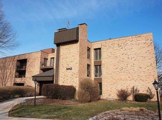 3942 N Oakland Ave UNIT 237, Shorewood, WI 53211