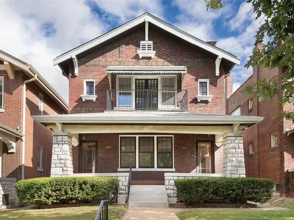 3679 Dover Pl, Saint Louis, MO 63116